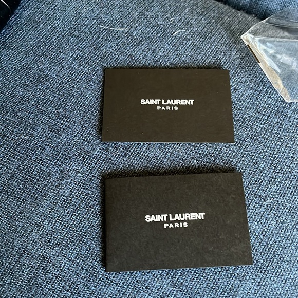 Authentic Yves Saint Laurent shopper/x-large. Croc embossed leather. Model 2018 - Picture 3 of 9